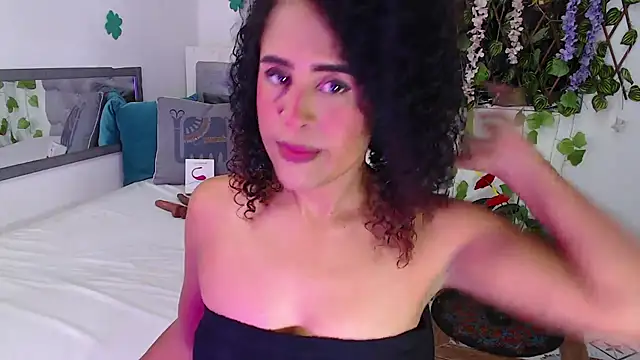 Snapshot of sweet_brunette19 chatting on March 21, 2025, 5:56 pm sweet brunette19 online show from March 21, 2025, 5:56 pm