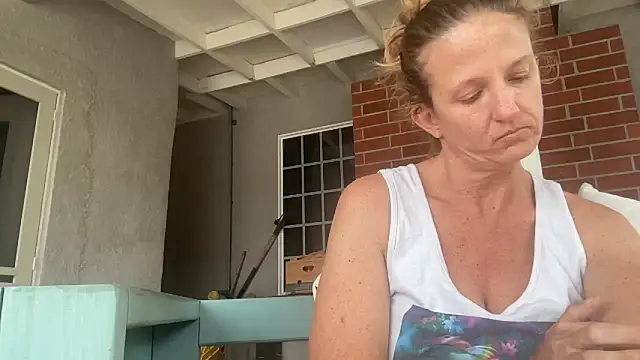 Snapshot of MissMera chatting on May 26, 2026, 4:38 pm MissMera online show from May 26, 2026, 4:38 pm