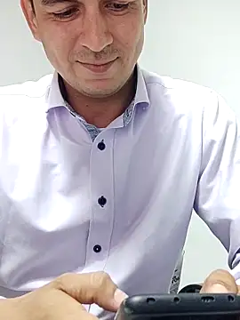 Snapshot of Business_dickkk chatting on April 22, 2026, 12:45 pm Business dickkk online show from April 22, 2026, 12:45 pm