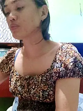 QueenSoreal online show from February 21, 2026, 5:37 pm