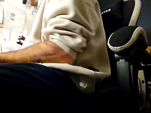 verylargecock online show from October 24, 2025, 3:16 am