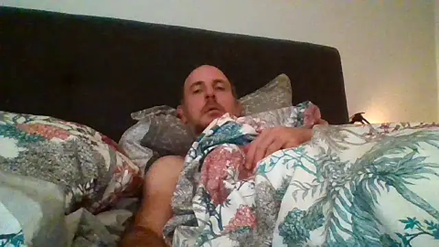 verylargecock online show from September 16, 2025, 9:27 pm