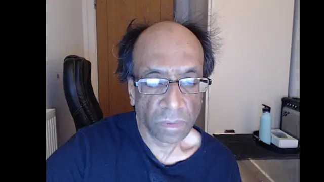 Snapshot of rauncher1 chatting on May 29, 2026, 12:27 am rauncher1 online show from May 29, 2026, 12:27 am
