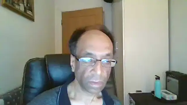 rauncher1 online show from February 22, 2026, 9:33 am