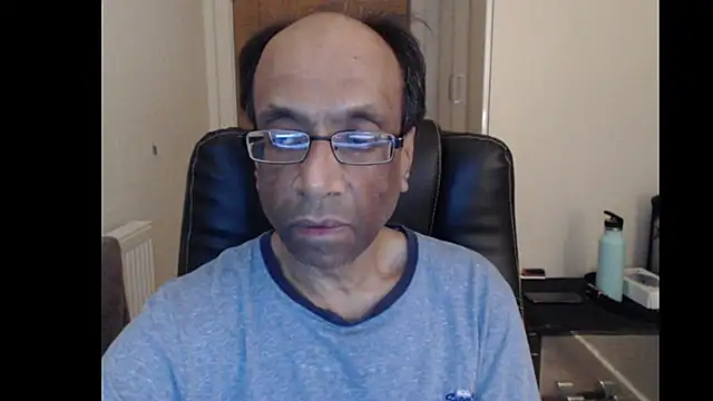 rauncher1 online show from April 6, 2026, 11:06 pm