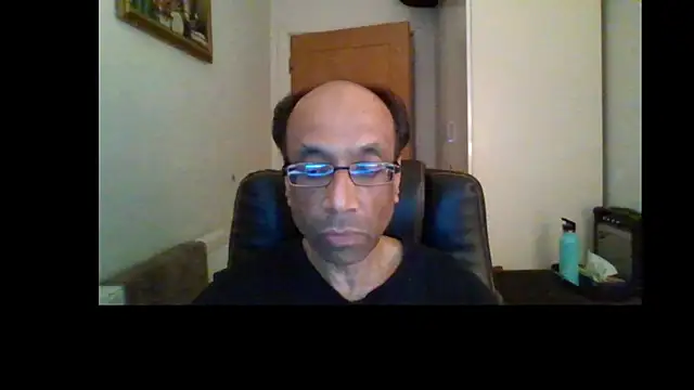 Snapshot of rauncher1 chatting on July 14, 2026, 11:22 pm rauncher1 online show from July 14, 2026, 11:22 pm