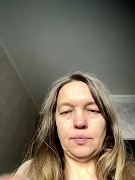 Susanel online show from January 17, 2026, 10:08 am