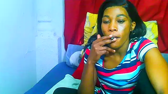 Snapshot of freaky_naughty chatting on January 17, 2026, 1:15 pm freaky naughty online show from January 17, 2026, 1:15 pm