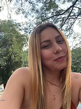 Snapshot of Brittanyrosexx chatting on January 11, 2026, 8:27 pm Brittanyrosexx online show from January 11, 2026, 8:27 pm