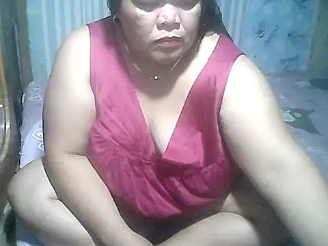 cutechubbyasian online show from April 5, 2026, 11:28 am