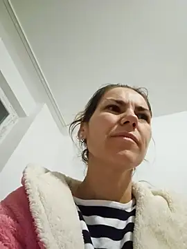 Snapshot of FeliciaKrige chatting on October 30, 2025, 9:22 pm FeliciaKrige online show from October 30, 2025, 9:22 pm