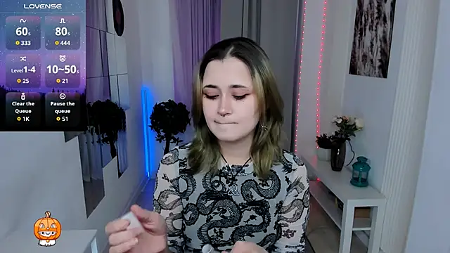 Alexa Lexi  online show from November 8, 2025, 3:59 pm