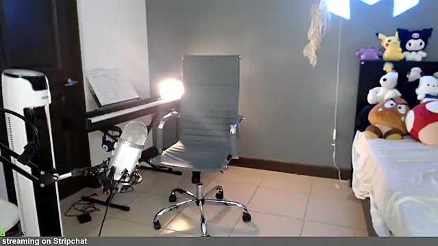 minarocket  online show from April 26, 2026, 5:43 pm