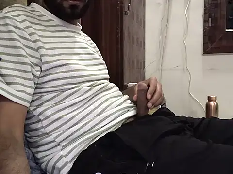 brownie cake cb online show from November 16, 2025, 4:01 pm