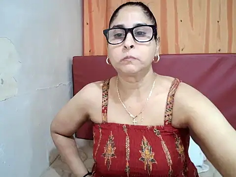 Indiankushy online show from November 5, 2025, 4:32 pm