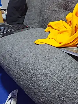 Snapshot of hardcap chatting on January 15, 2026, 4:43 pm hardcap online show from January 15, 2026, 4:43 pm