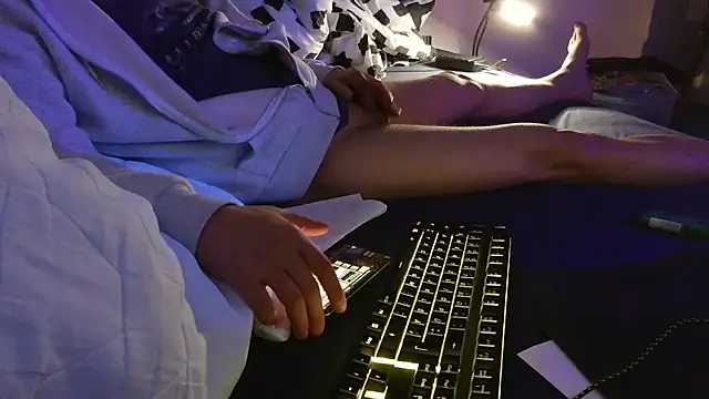 Snapshot of hardcap chatting on January 11, 2026, 6:42 am hardcap online show from January 11, 2026, 6:42 am