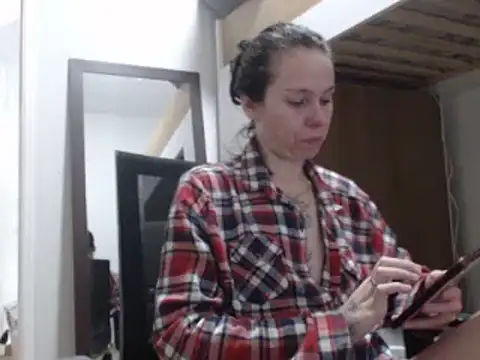 Venusluxodomme online show from March 1, 2026, 4:23 am