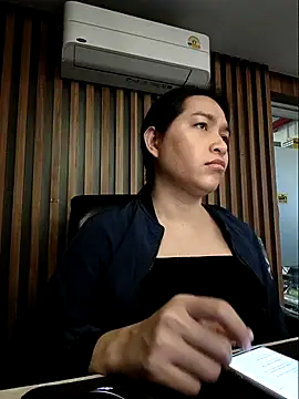 sara kimoo online show from November 20, 2025, 6:19 pm