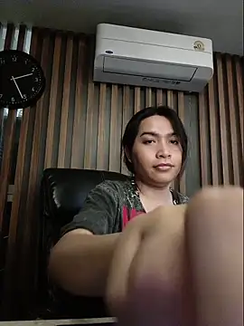 sara kimoo online show from November 5, 2025, 7:28 pm