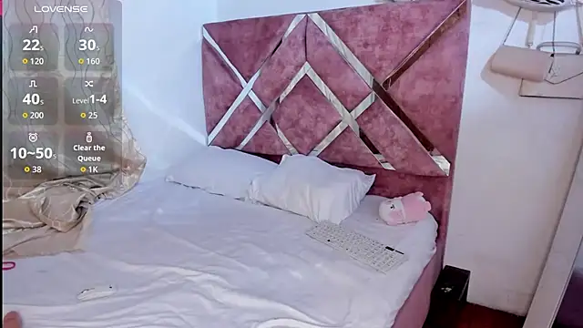 MonicaSex  online show from November 4, 2025, 11:41 pm