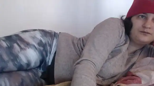 Snapshot of flowerlauren chatting on February 9, 2025, 10:53 am flowerlauren online show from February 9, 2025, 10:53 am