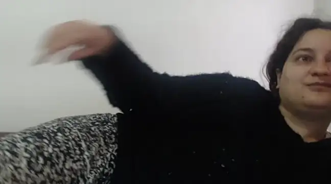 Snapshot of flowerlauren chatting on February 2, 2025, 9:07 am flowerlauren online show from February 2, 2025, 9:07 am