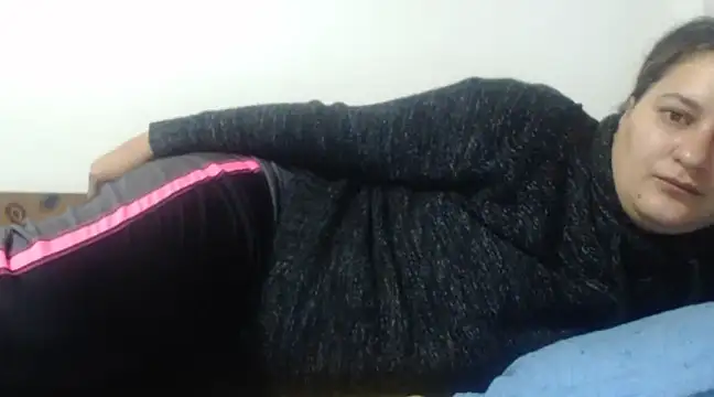 Snapshot of flowerlauren chatting on January 24, 2025, 6:14 am flowerlauren online show from January 24, 2025, 6:14 am