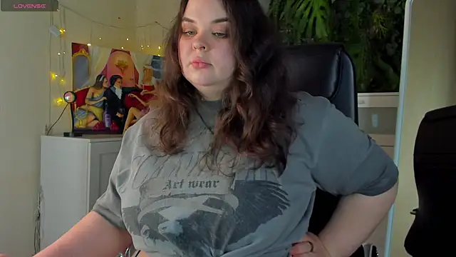 Raydirin online show from April 15, 2026, 4:22 pm