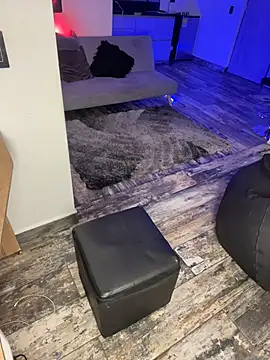 Snapshot of Victoria14_ chatting on November 14, 2025, 12:58 am Victoria14 online show from November 14, 2025, 12:58 am