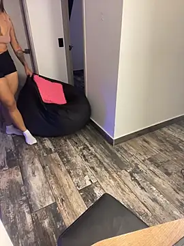 Snapshot of Victoria14_ chatting on November 2, 2025, 6:07 am Victoria14 online show from November 2, 2025, 6:07 am