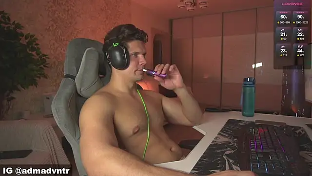 Snapshot of Rus_adventure7 chatting on May 5, 2026, 6:11 pm Rus adventure7 online show from May 5, 2026, 6:11 pm