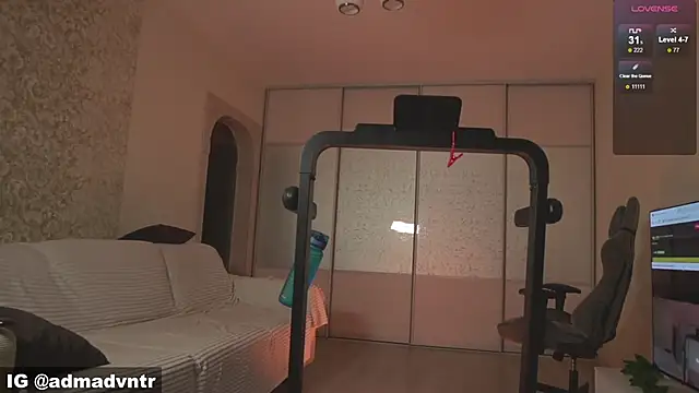 Snapshot of Rus_adventure7 chatting on February 3, 2026, 8:03 pm Rus adventure7 online show from February 3, 2026, 8:03 pm