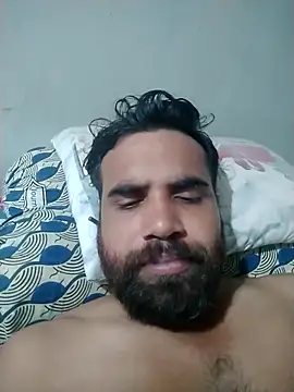 Snapshot of Dogol1990 chatting on October 3, 2025, 8:43 pm Dogol1990 online show from October 3, 2025, 8:43 pm