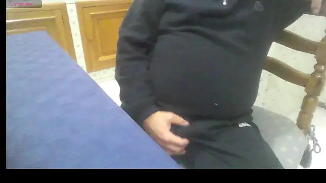 Snapshot of polloiw chatting on March 3, 2026, 4:30 am polloiw online show from March 3, 2026, 4:30 am