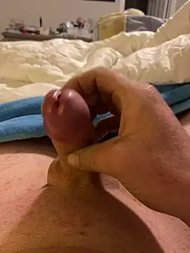 Snapshot of toyotagts chatting on February 25, 2025, 4:03 am toyotagts online show from February 25, 2025, 4:03 am