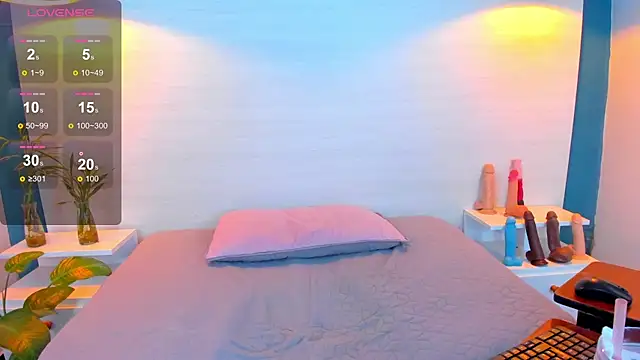 bunny bicht online show from March 4, 2025, 9:43 pm