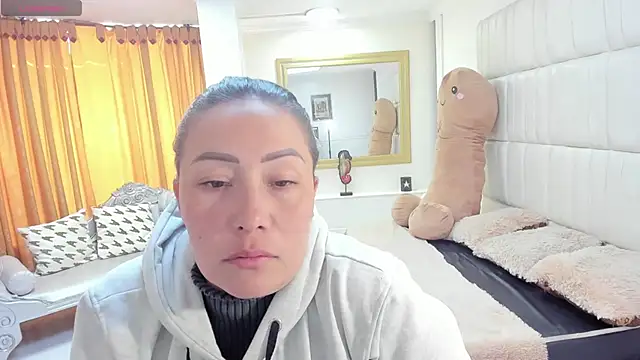 Snapshot of gaby_trent chatting on January 19, 2026, 2:43 pm gaby trent online show from January 19, 2026, 2:43 pm