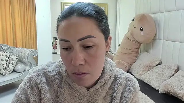 Snapshot of gaby_trent chatting on February 17, 2026, 3:09 pm gaby trent online show from February 17, 2026, 3:09 pm