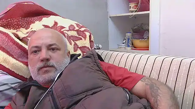 Snapshot of husoizmir chatting on May 17, 2026, 1:11 pm husoizmir online show from May 17, 2026, 1:11 pm