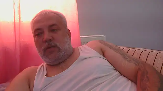 Snapshot of husoizmir chatting on July 29, 2026, 11:20 am husoizmir online show from July 29, 2026, 11:20 am
