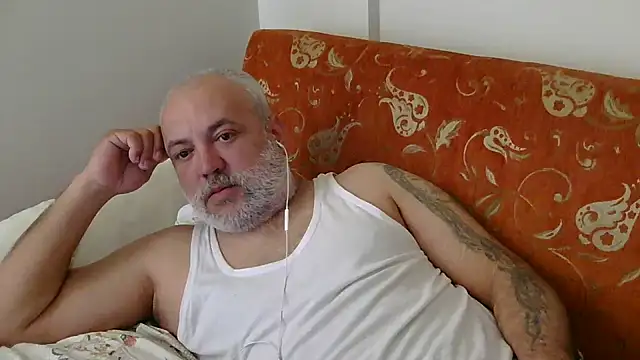 husoizmir online show from March 9, 2026, 8:51 am