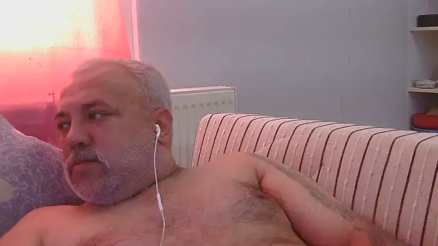 Snapshot of husoizmir chatting on July 28, 2026, 12:48 pm husoizmir online show from July 28, 2026, 12:48 pm