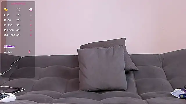 Snapshot of LeaneSeb chatting on March 4, 2026, 2:36 pm LeaneSeb online show from March 4, 2026, 2:36 pm