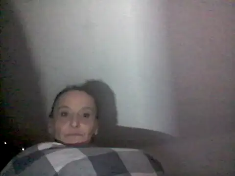 Snapshot of Pussicat1976 chatting on November 4, 2025, 11:41 pm Pussicat1976 online show from November 4, 2025, 11:41 pm