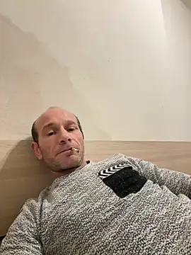 Orazi8 online show from February 16, 2026, 8:51 pm