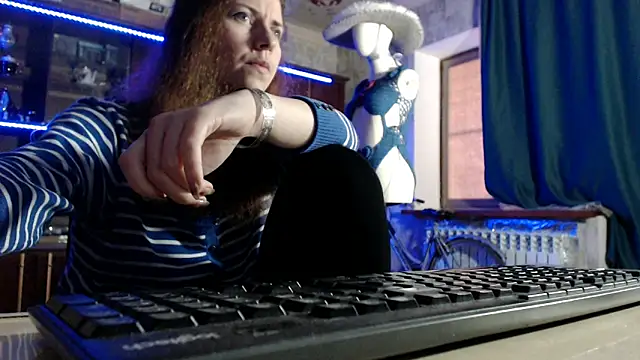 Snapshot of pa1e_pr1ncess chatting on May 5, 2026, 6:38 am pa1e pr1ncess online show from May 5, 2026, 6:38 am
