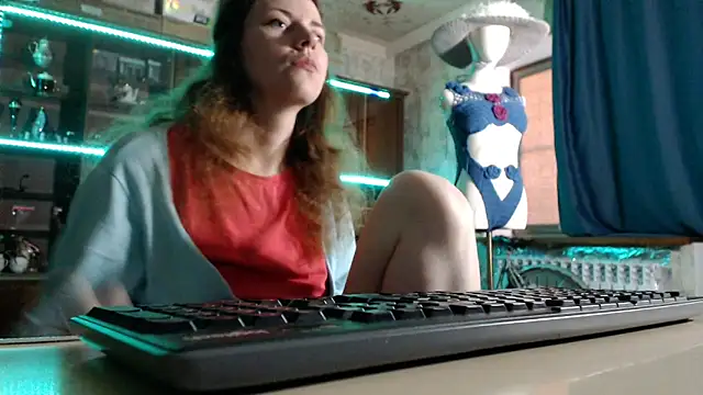 Snapshot of pa1e_pr1ncess chatting on May 9, 2026, 7:23 am pa1e pr1ncess online show from May 9, 2026, 7:23 am