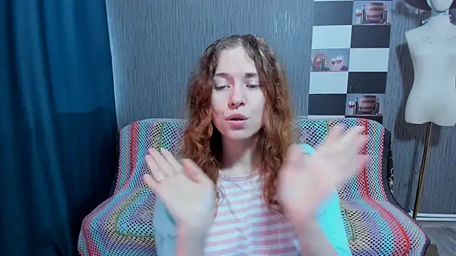 Snapshot of pa1e_pr1ncess chatting on February 9, 2026, 8:34 am pa1e pr1ncess online show from February 9, 2026, 8:34 am