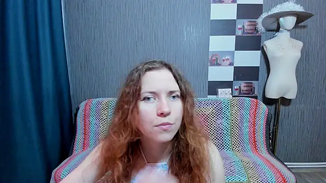 Snapshot of pa1e_pr1ncess chatting on February 19, 2026, 6:10 am pa1e pr1ncess online show from February 19, 2026, 6:10 am